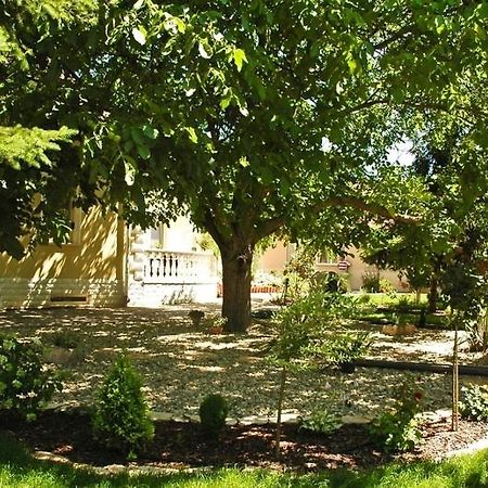 Gombos Apartman Apartamento Hajdúszoboszló Exterior foto