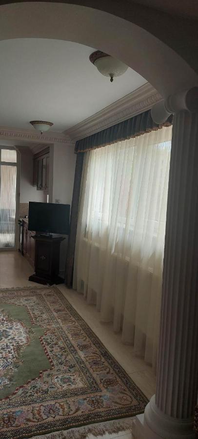 Gombos Apartman Apartamento Hajdúszoboszló Exterior foto